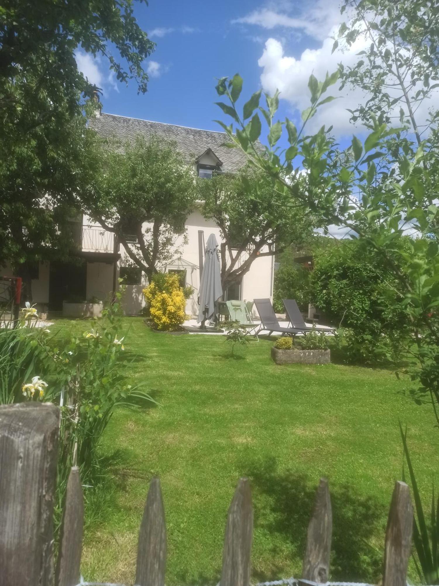 Gite Le Recoules Villa Espalion Exterior photo