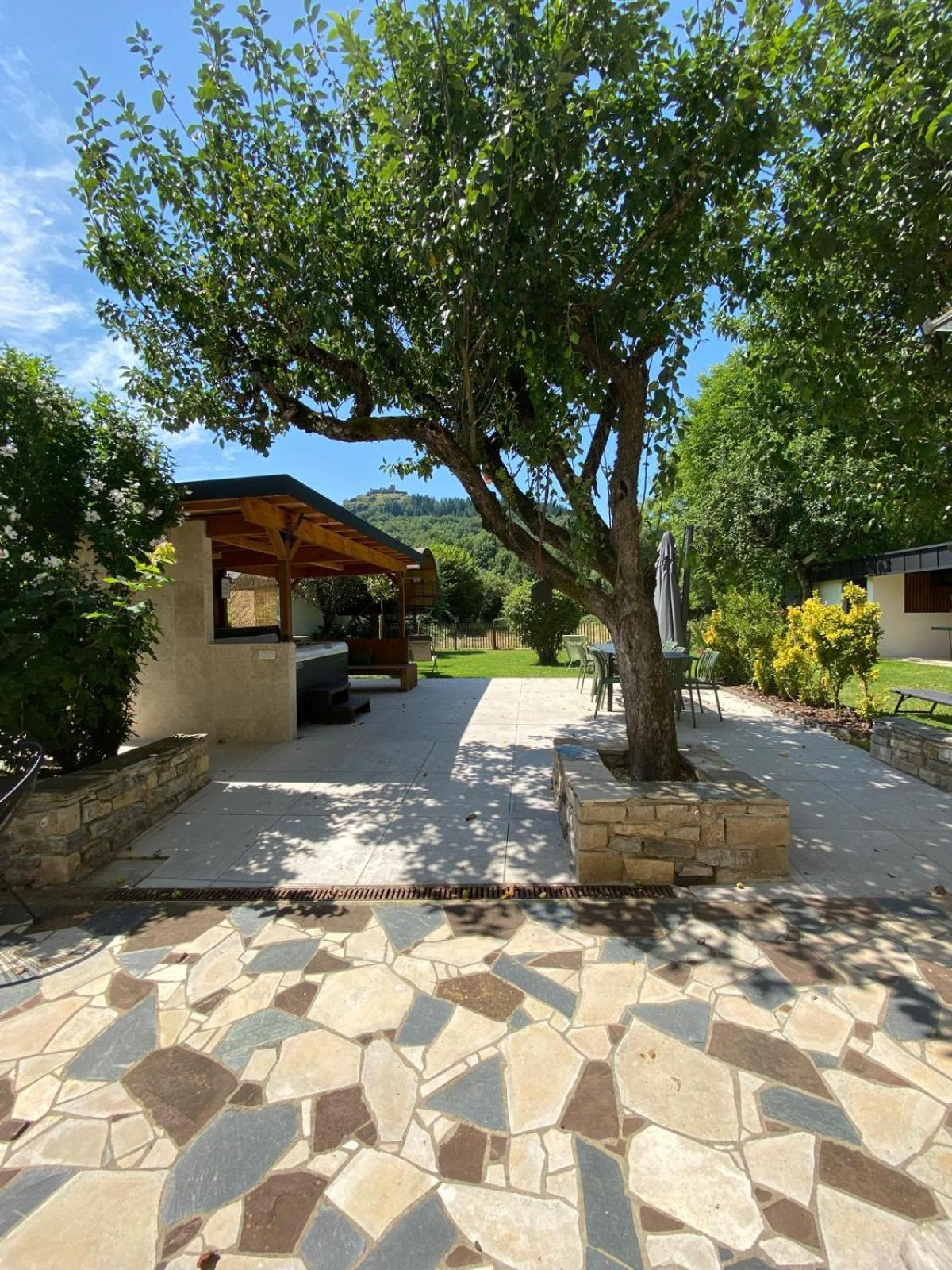 Gite Le Recoules Villa Espalion Exterior photo
